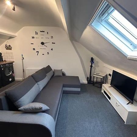 Rock Park Penthouse Apartment Llandrindod Wells Exterior foto